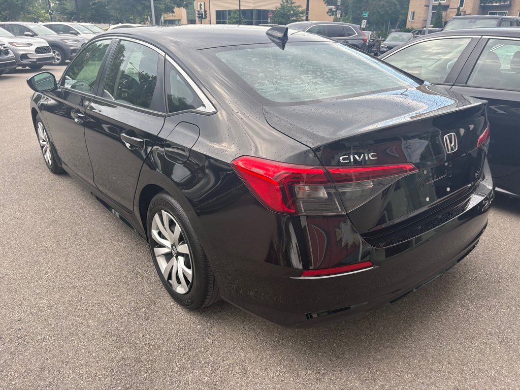 2024 Honda Civic Sedan LX-B in Montréal, Quebec - 4 - w1024h768px