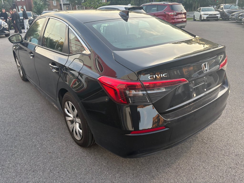 2024 Honda Civic Sedan LX-B in Montréal, Quebec - 4 - w1024h768px