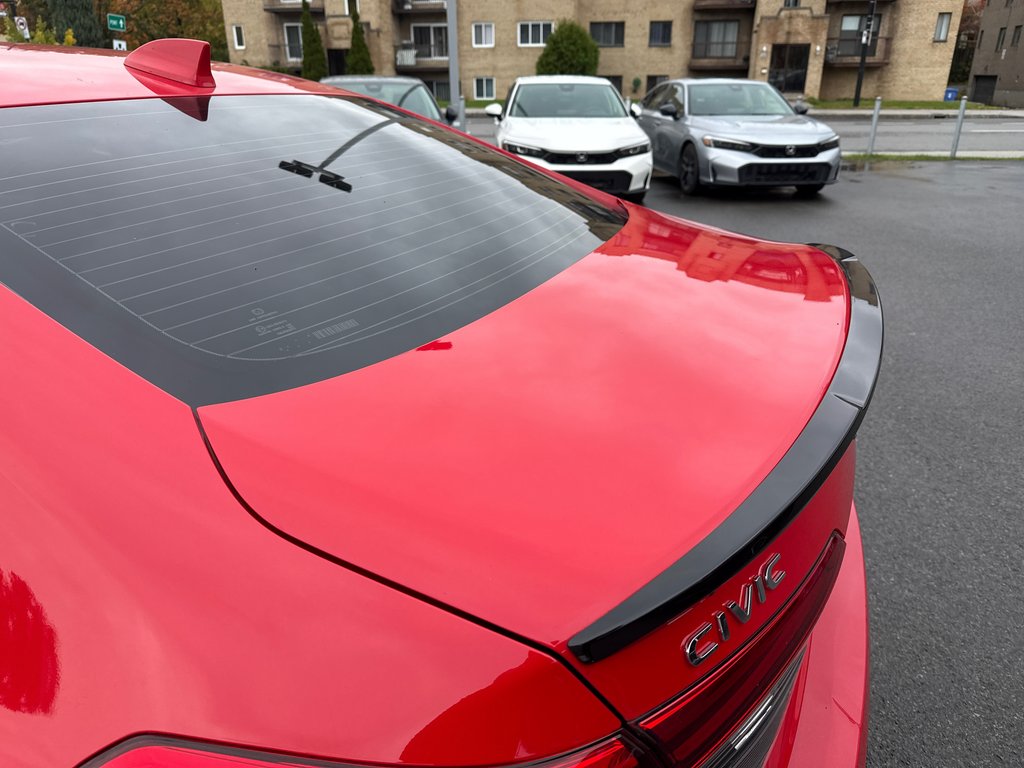 2024 Honda Civic Sedan Sport + Ensemble HPD in Montréal, Quebec - 7 - w1024h768px
