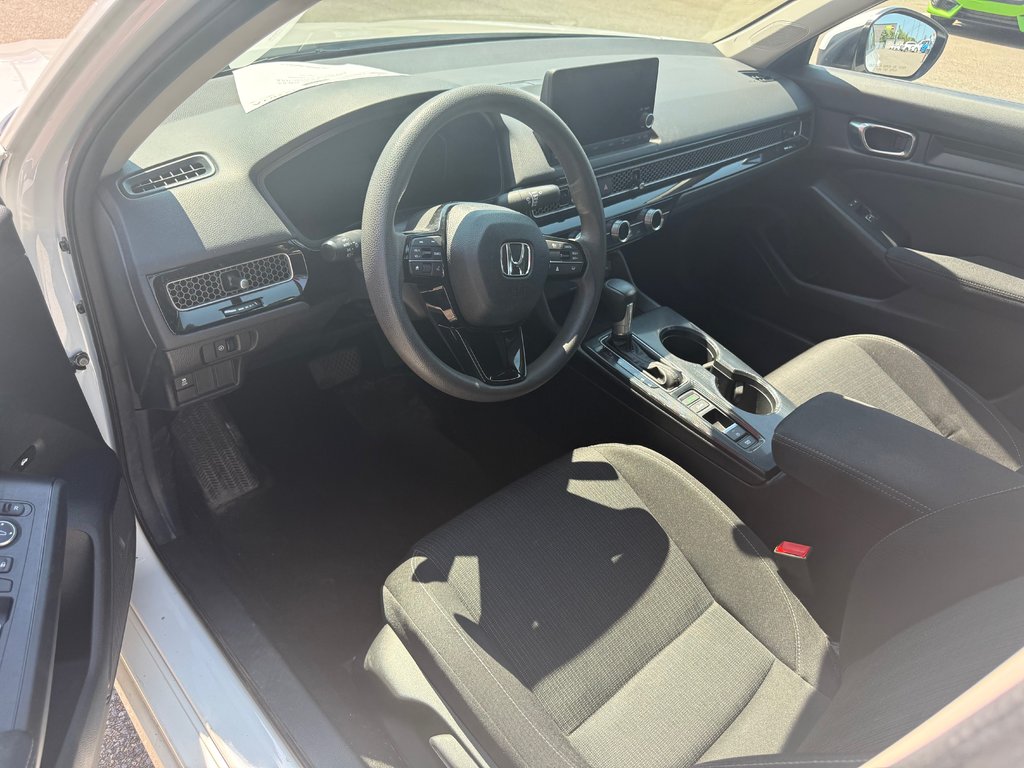 Honda Civic Sedan LX/UN PROPRIÉTAIRE 2025 à Lachenaie, Québec - 10 - w1024h768px