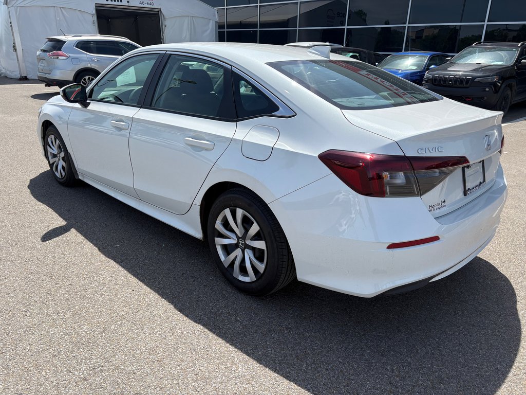 Honda Civic Sedan LX 2026 à Lachenaie, Québec - 2 - w1024h768px
