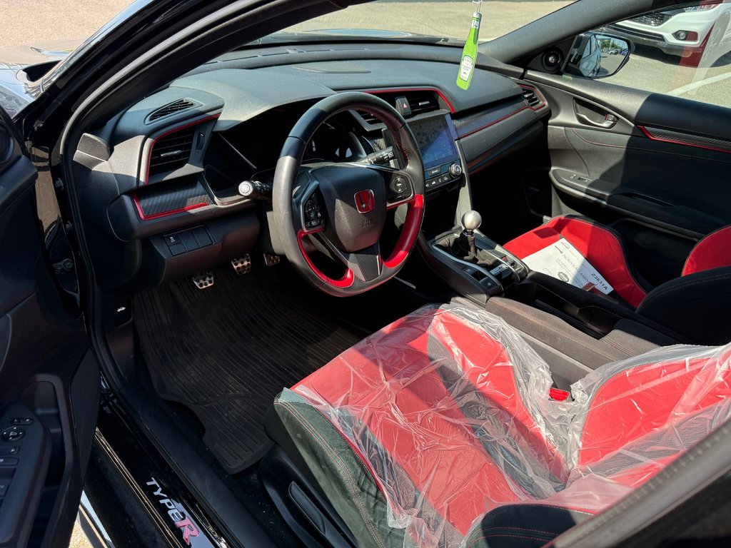 Honda Civic Type R JAMAIS ACCIDENTÉ/TRÈS BAS KILOMÉTRAGES 2017 à Lachenaie, Québec - 9 - w1024h768px