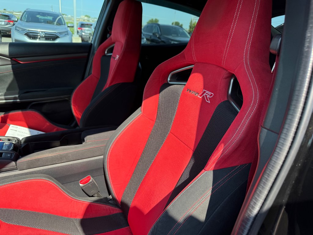 Honda Civic Type R JAMAIS ACCIDENTÉ/TRÈS BAS KILOMÉTRAGES 2017 à Lachenaie, Québec - 12 - w1024h768px