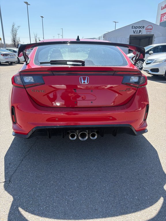 Honda Civic Type R  2023 à Lachenaie, Québec - 6 - w1024h768px