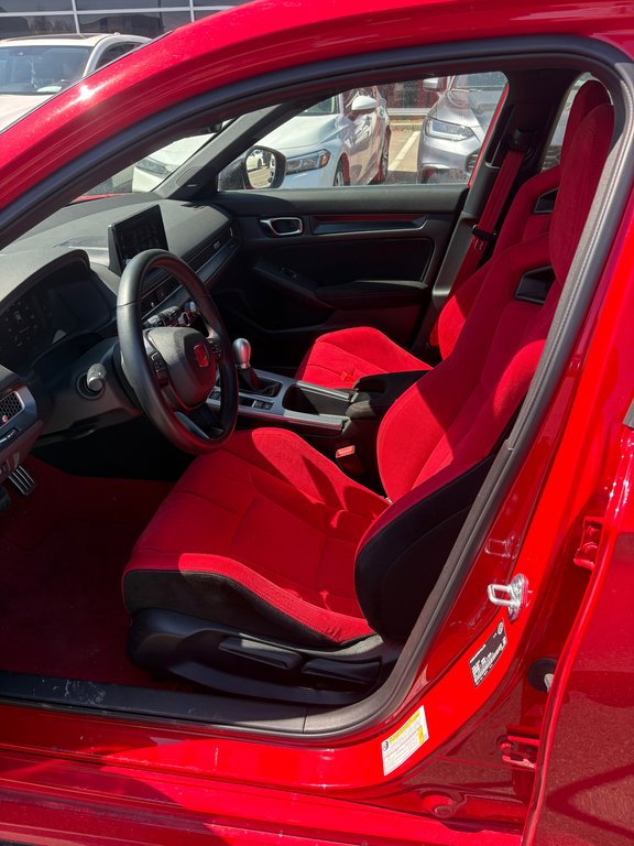 Honda Civic Type R  2023 à Lachenaie, Québec - 7 - w1024h768px