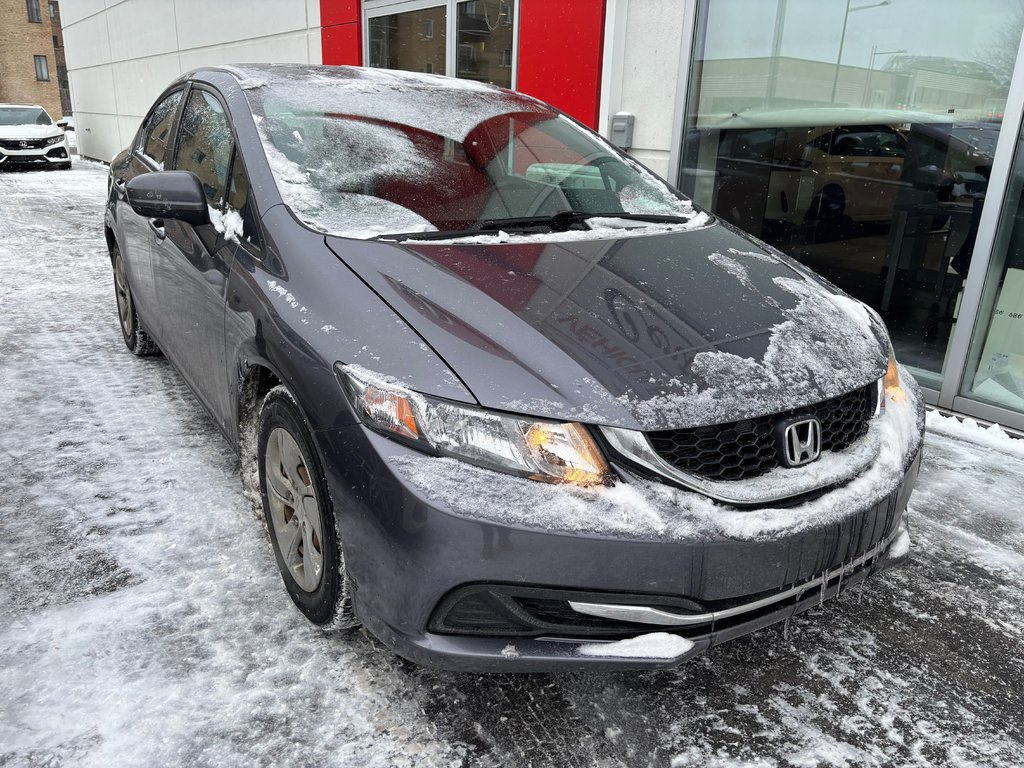 Honda Civic LX 2015 à Montréal, Québec - 1 - w1024h768px