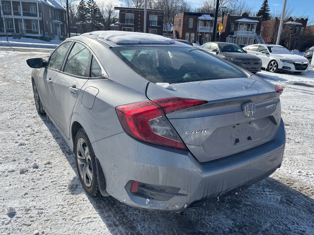 2017 Honda Civic LX in Montréal, Quebec - 4 - w1024h768px