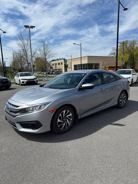 Honda Civic EX 2017 à , Québec - 1 - w1024h768px