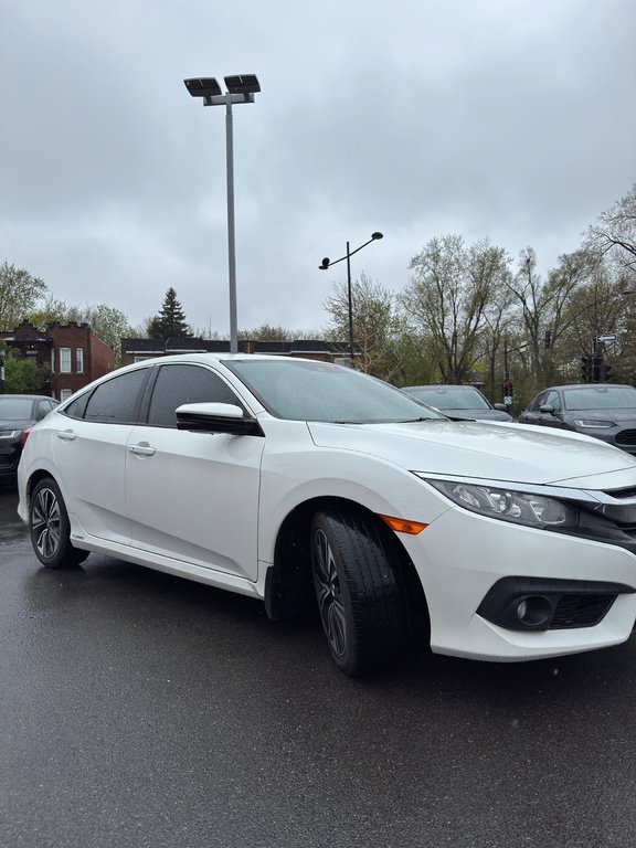 Honda Civic EX-T 2017 à Montréal, Québec - 2 - w1024h768px