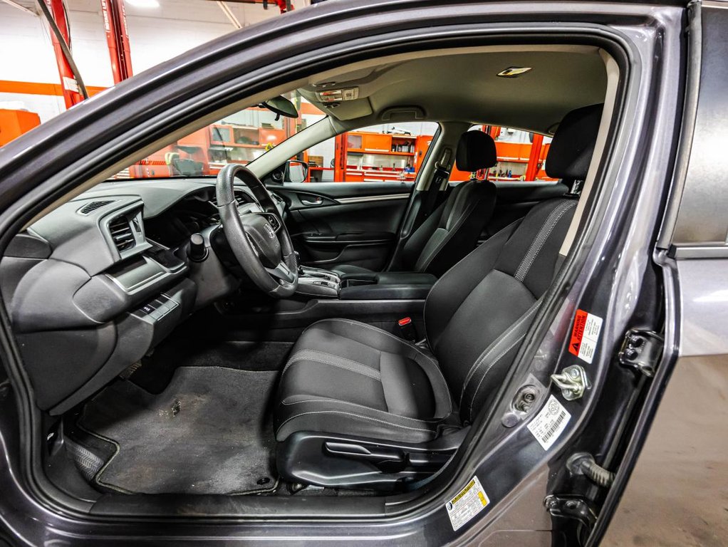 2018 Honda Civic LX CVT in , Quebec - 18 - w1024h768px