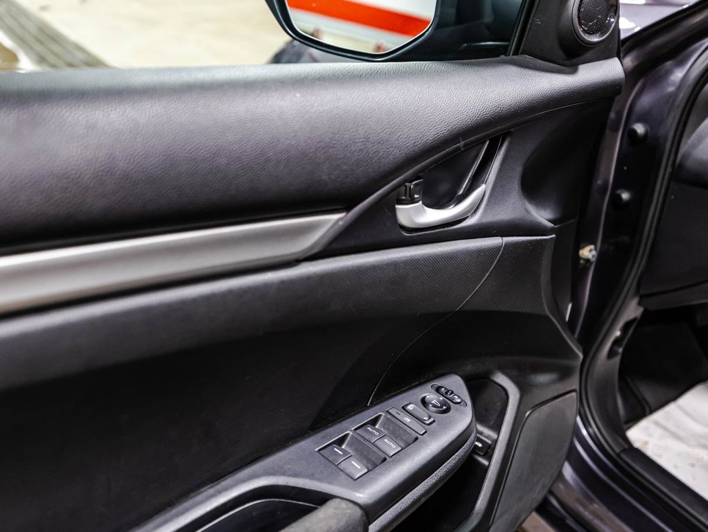 2018 Honda Civic LX CVT in , Quebec - 11 - w1024h768px