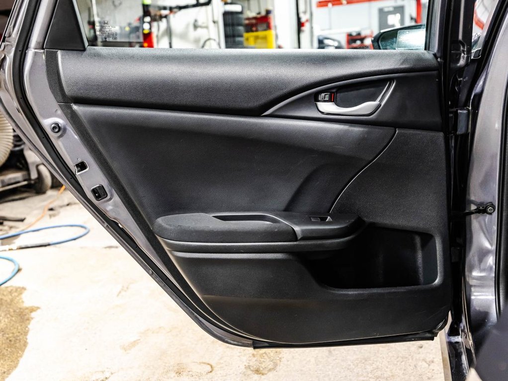 2018 Honda Civic LX  JAMAIS ACCIDENTÉ I GARANTIE 10 ANS 200 000 KM* I CARPLAY SIEGES CHAUFFANTS in , Quebec - 12 - w1024h768px