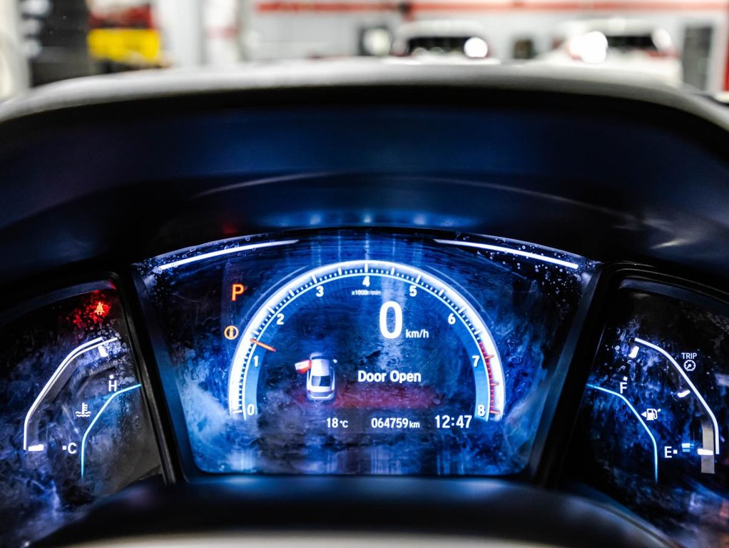 2018 Honda Civic SE 65 000 KM I SEULEMENT I DEMARREUR /SIEGES CHAUFFANTS I GARANTIE 10 ANS 200 000 KM* in , Quebec - 23 - w1024h768px