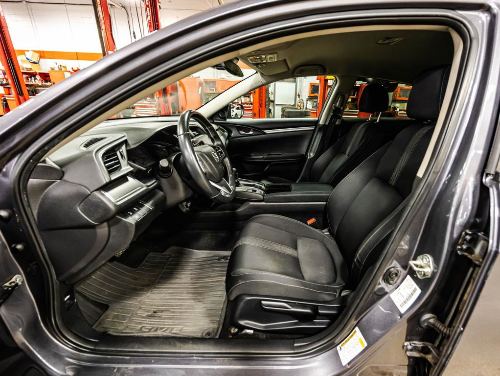 2018 Honda Civic SE 65 000 KM I SEULEMENT I DEMARREUR /SIEGES CHAUFFANTS I GARANTIE 10 ANS 200 000 KM* in , Quebec - 19 - w1024h768px