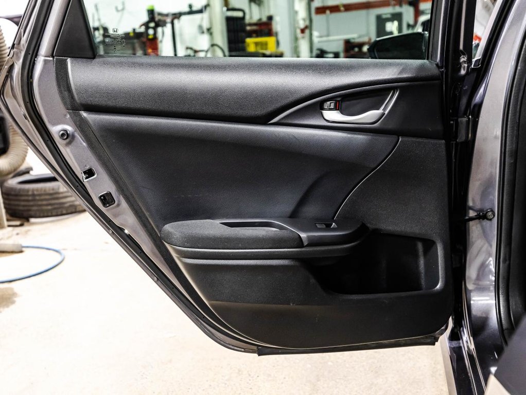 2018 Honda Civic SE 65 000 KM I SEULEMENT I DEMARREUR /SIEGES CHAUFFANTS I GARANTIE 10 ANS 200 000 KM* in , Quebec - 13 - w1024h768px