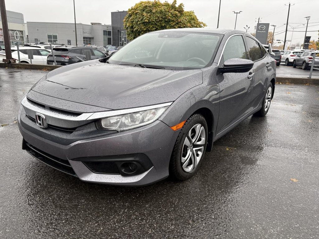 2018 Honda Civic SE 65 000 KM I SEULEMENT I DEMARREUR /SIEGES CHAUFFANTS I GARANTIE 10 ANS 200 000 KM* in , Quebec - 1 - w1024h768px