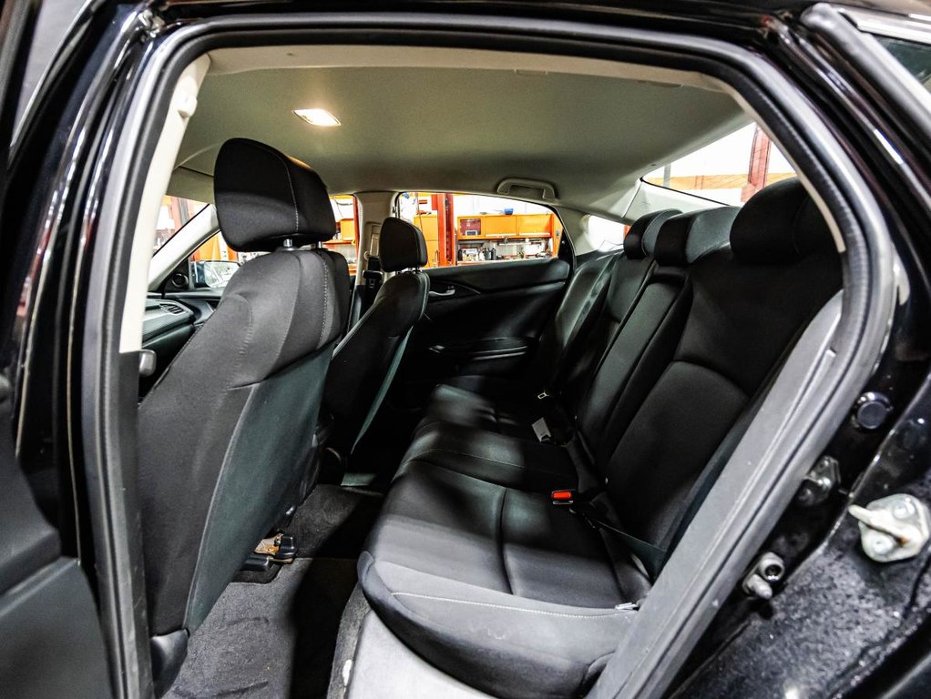 Honda Civic LX GARANTIE 10 ANS 200 000 KM I CARPLAY I SIEGES CHAUFFANTS I CAMERA I BLUETOOTH 2018 à , Québec - 13 - w1024h768px