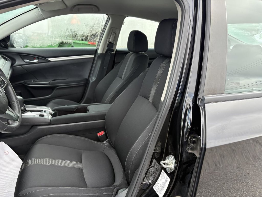 Honda Civic LX GARANTIE 10 ANS 200 000 KM I CARPLAY I SIEGES CHAUFFANTS I CAMERA I BLUETOOTH 2018 à , Québec - 5 - w1024h768px