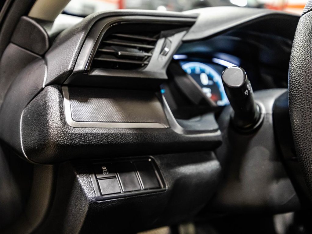 Honda Civic LX GARANTIE 10 ANS 200 000 KM I CARPLAY I SIEGES CHAUFFANTS I CAMERA I BLUETOOTH 2018 à , Québec - 20 - w1024h768px