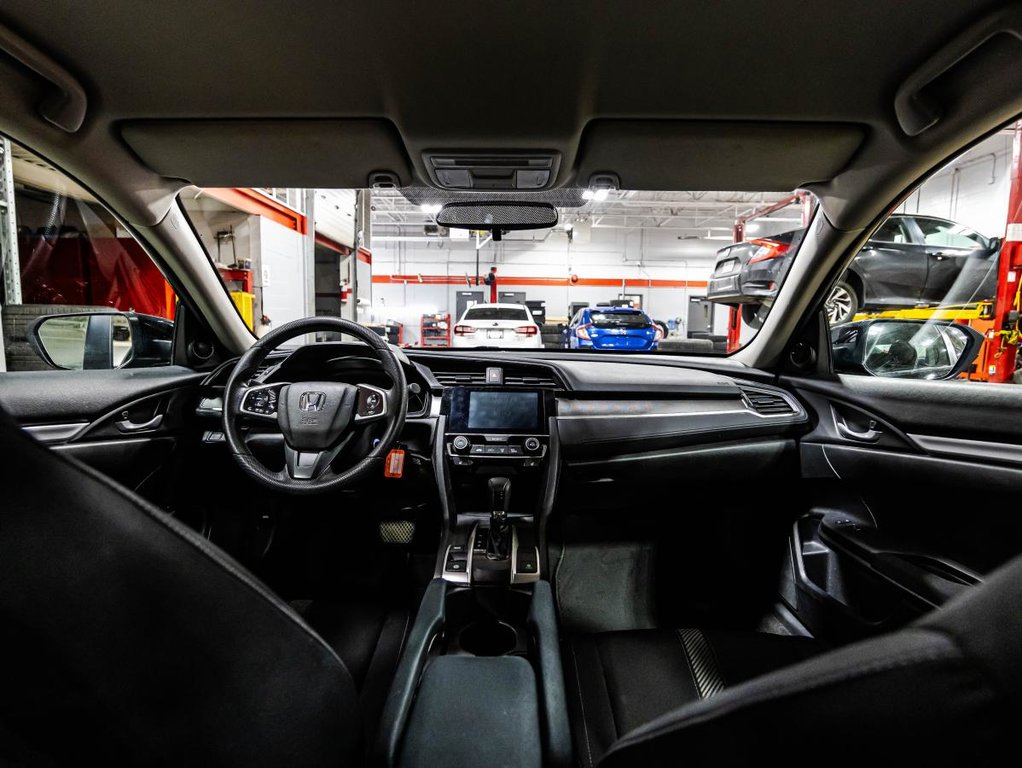 Honda Civic LX GARANTIE 10 ANS 200 000 KM I CARPLAY I SIEGES CHAUFFANTS I CAMERA I BLUETOOTH 2018 à , Québec - 14 - w1024h768px