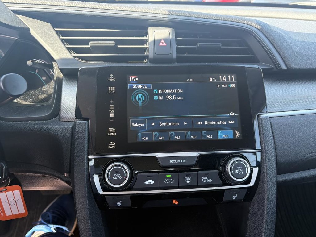 Honda Civic LX 1 PROPRIO I SIGES CHAUFFANTS I CARPLAY I BLUETOOTH I CAMERA 2018 à Montréal, Québec - 10 - w1024h768px