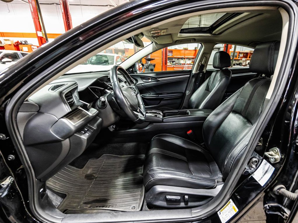 Honda Civic Touring CUIR I TOIT OUVRANT I MAGS I DEMARREUR I CARPLAY 2019 à , Québec - 20 - w1024h768px