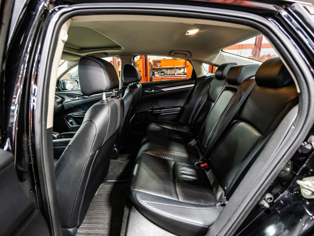 Honda Civic Touring CUIR I TOIT OUVRANT I MAGS I DEMARREUR I CARPLAY 2019 à , Québec - 14 - w1024h768px
