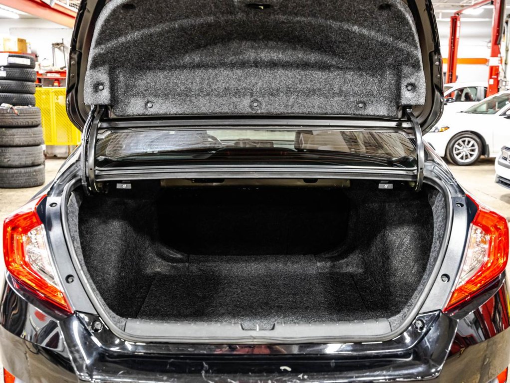 Honda Civic Touring CUIR I TOIT OUVRANT I MAGS I DEMARREUR I CARPLAY 2019 à , Québec - 16 - w1024h768px