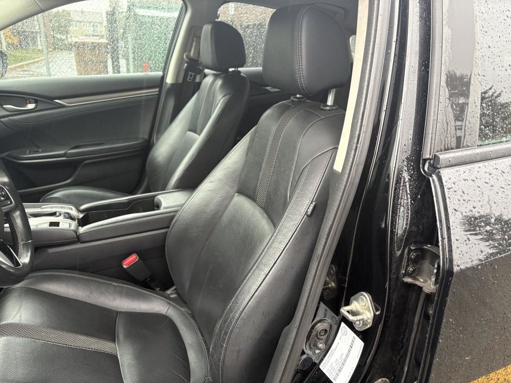 Honda Civic Touring CUIR I TOIT OUVRANT I MAGS I DEMARREUR I CARPLAY 2019 à , Québec - 5 - w1024h768px