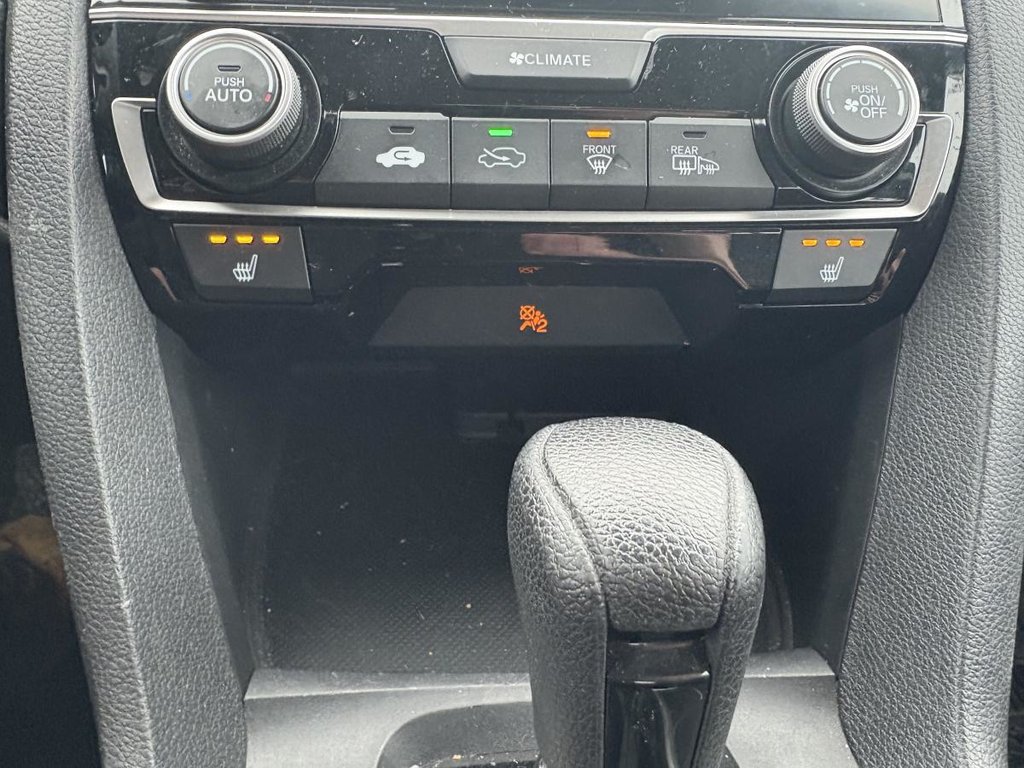 Honda Civic LX JAMAIS ACCIDENTÉ I CARPLAY I SIEGES CHAUFFANTS I CAMERA I SECURITE ACTIVE 2019 à , Québec - 8 - w1024h768px