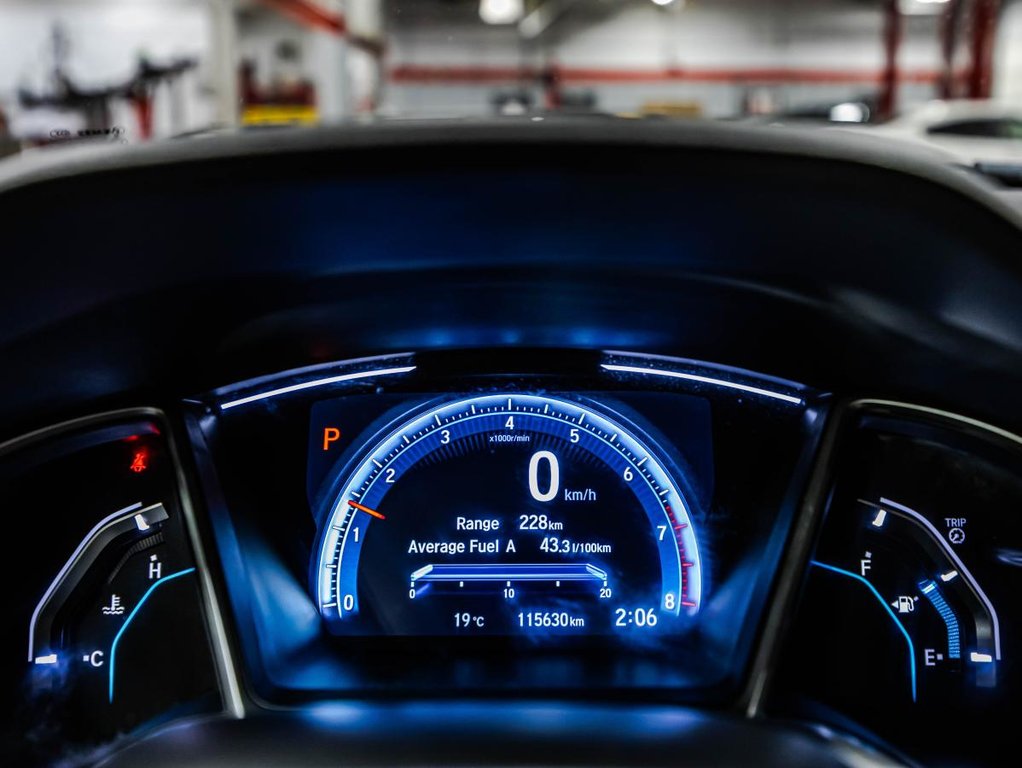 2019 Honda Civic EX JAMAIS ACCIDENTÉ I GARANTIE LALLIER 10 ANS/200 000 KM I TOIT OUVRANT I MAGS I CARPLAY in Montréal, Quebec - 24 - w1024h768px