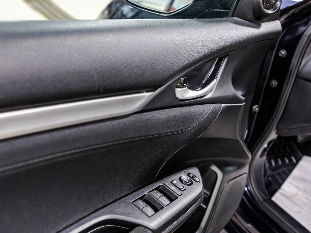 2019 Honda Civic EX JAMAIS ACCIDENTÉ I GARANTIE LALLIER 10 ANS/200 000 KM I TOIT OUVRANT I MAGS I CARPLAY in Montréal, Quebec - 12 - w1024h768px