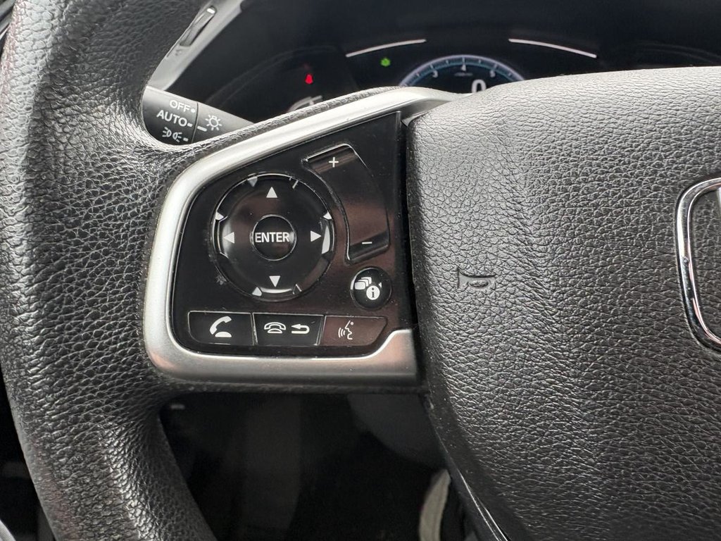 2019 Honda Civic LX MANUELLE!!!!!!!! CARPLAY MAGS I SIEGES CHAUFFANT I CAMERA I BLUETOOTH I SÉCURITÉ ACTIVE in Montréal, Quebec - 11 - w1024h768px