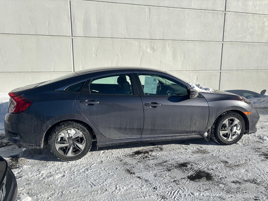 2020 Honda Civic LX in Montréal, Quebec - 2 - w1024h768px