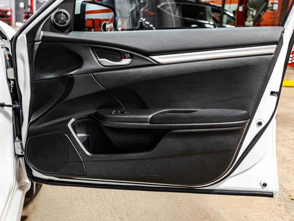 2020 Honda Civic LX 44 00 KM SEULEMENT 1 PROPRIO JAMAIS ACCIDENTÉ in , Quebec - 16 - w1024h768px