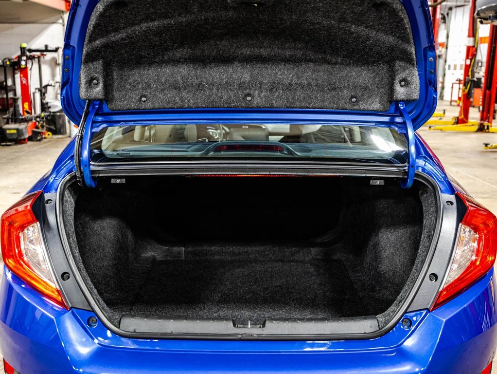 2020 Honda Civic EX 1 PROPRIO JAMAIS ACCIDENTÉ in , Quebec - 16 - w1024h768px
