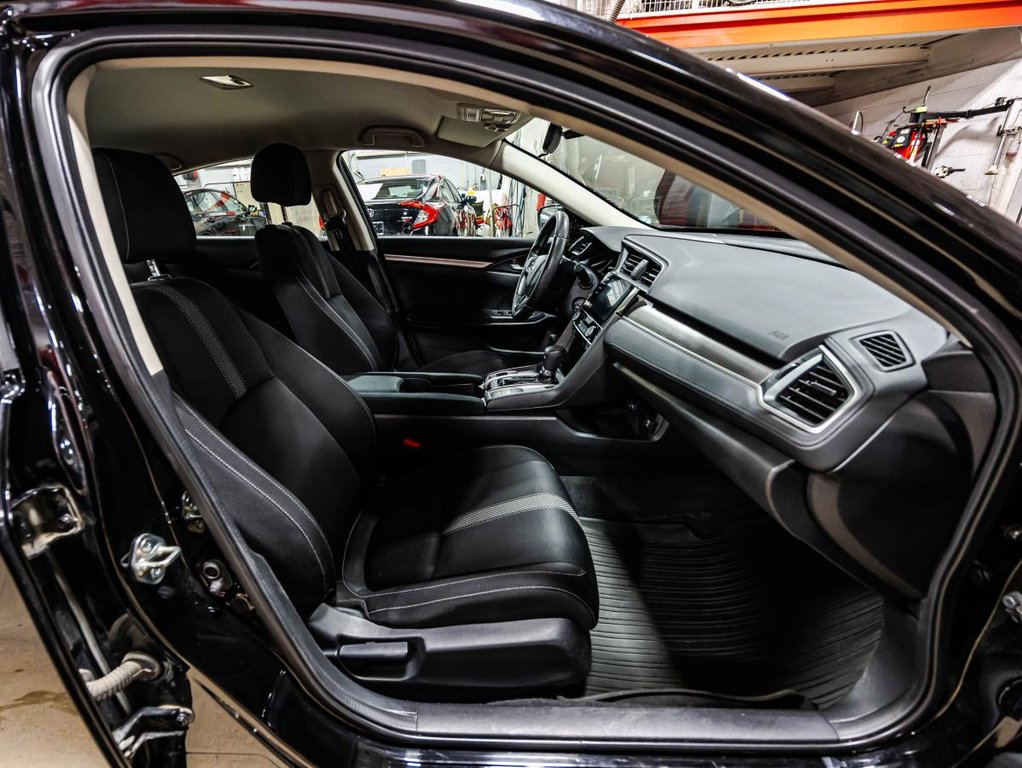 2020 Honda Civic LX CARPLAY  SIEGES CHAUFFANTS I CAMERA I BLUETOOTH I SECURITE ACTIVE in Montréal, Quebec - 17 - w1024h768px