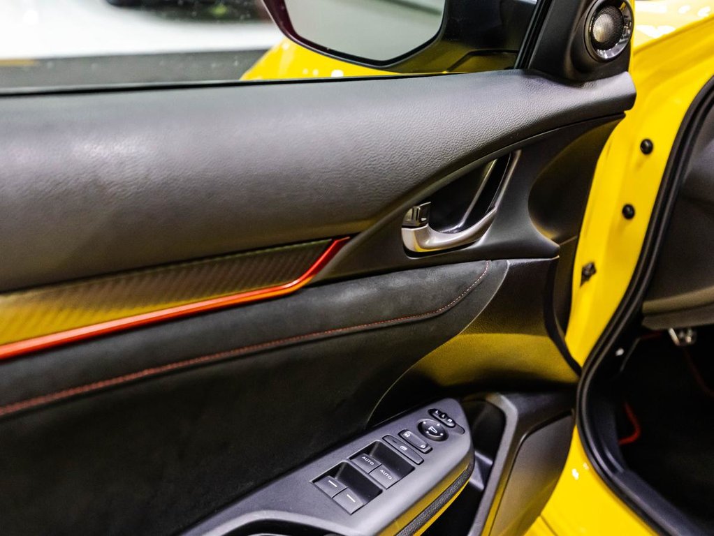 2021 Honda Civic Édition limitée à transmission manuelle *Disponibilité limitée* JAUNE in , Quebec - 12 - w1024h768px