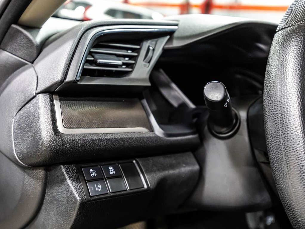Honda Civic LX 1 PROPRIO I JAMAIS ACCIDENTÉ I CARPLAY I SIÈGES CHAUFFANTS I GARANTIE 10 OU 200 000 KM 2021 à , Québec - 20 - w1024h768px