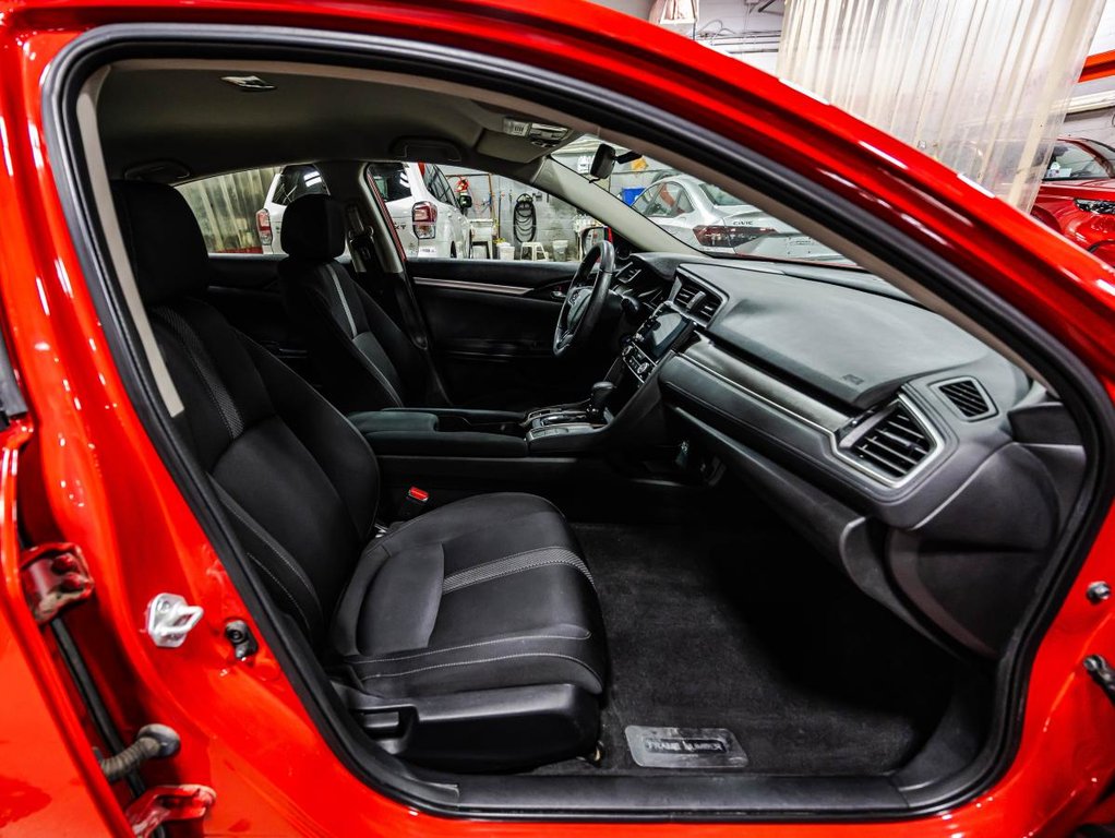2021 Honda Civic LX CVT I GARANTIE 10 ANS/200 000 KM I SIGES CHAUFFANTS I SECURITE ACTIVE I CARPLAY in Montréal, Quebec - 17 - w1024h768px