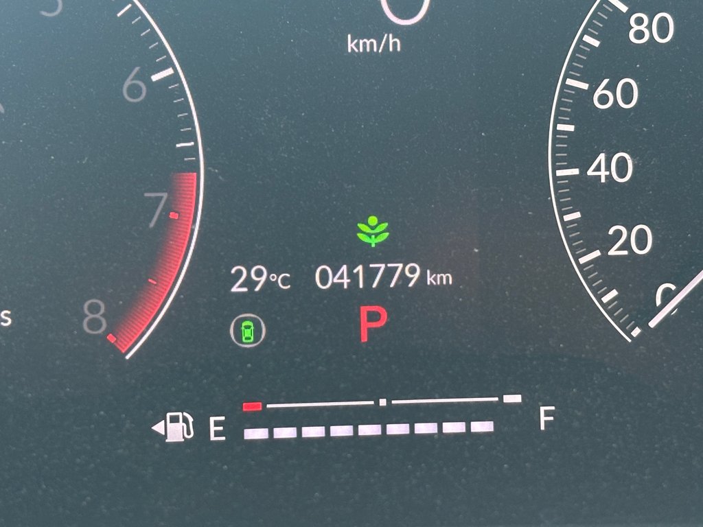 2022 Honda Civic LX in Montréal, Quebec - 5 - w1024h768px