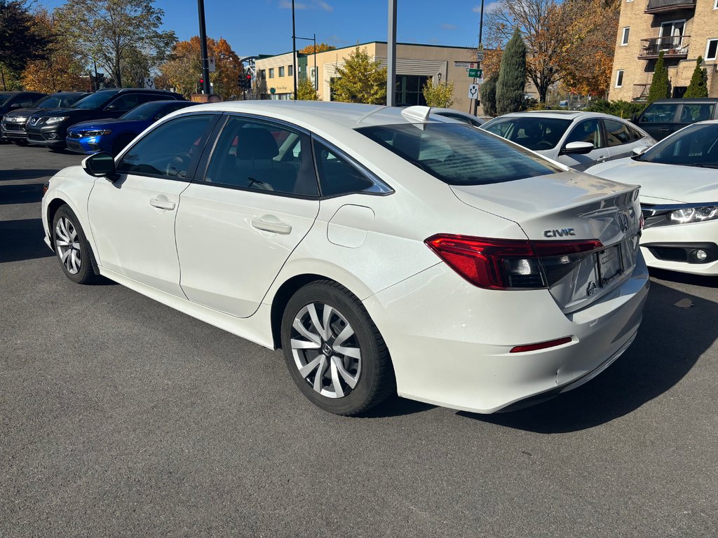 2022 Honda Civic LX in Montréal, Quebec - 4 - w1024h768px
