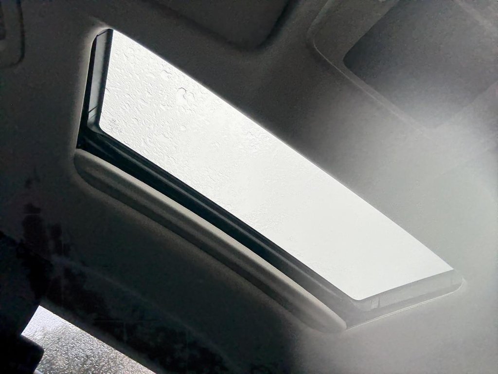 Honda Civic EX   CARPLAY I TOIT OUVRANT I SIEGES ET VOLANTS CHAUFFANTS I GARANTIE 10 ANS 200 000 KM* 2022 à , Québec - 12 - w1024h768px