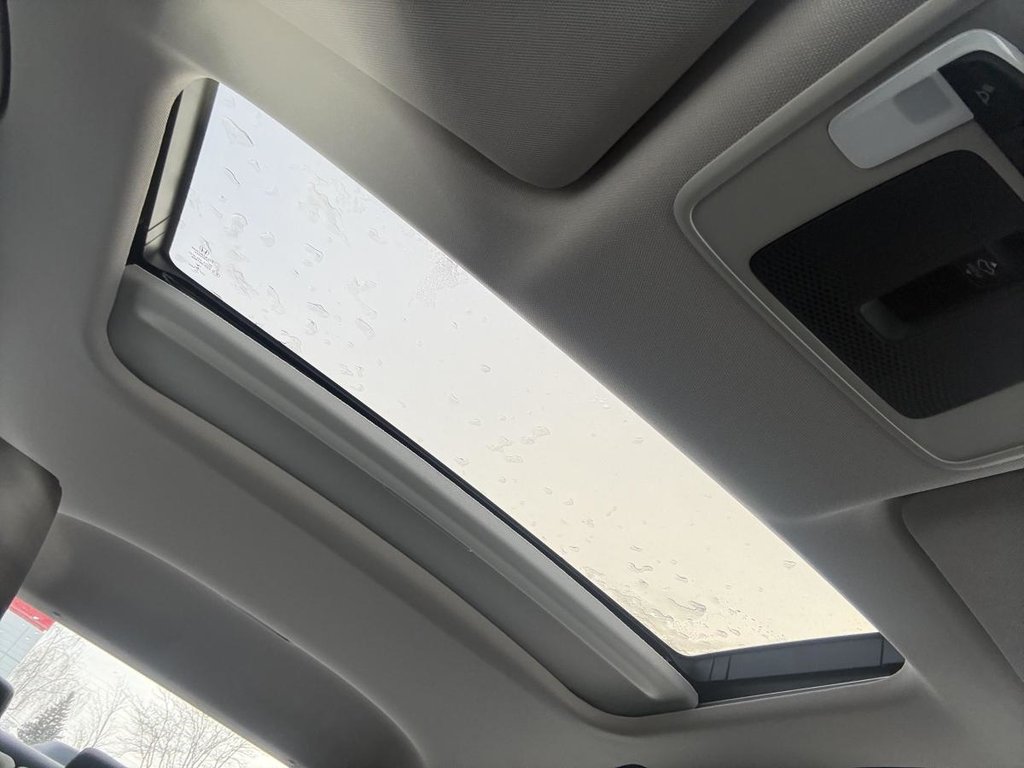 Honda Civic EX 1 PROPRIO I ENTRETIENS ICI I TOIT OUVRANT I MAGS I DEMARREUR I SIEGES ET VOLANT CHAUFFANTS 2022 à , Québec - 7 - w1024h768px