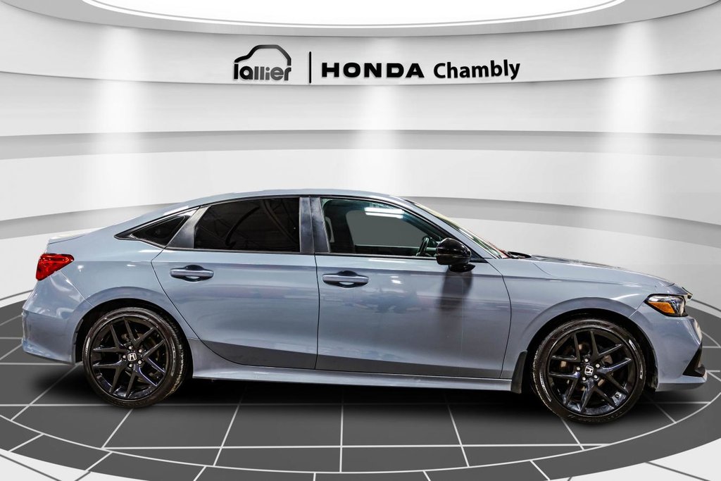 2023 Honda Civic Sport I TAUX 5.99% I TOIT OUVRANT I SIEGES ET VOLANT CHAUFFANTS I CARPLAY I SECURITÉ ACTIVE in Montréal, Quebec - 6 - w1024h768px