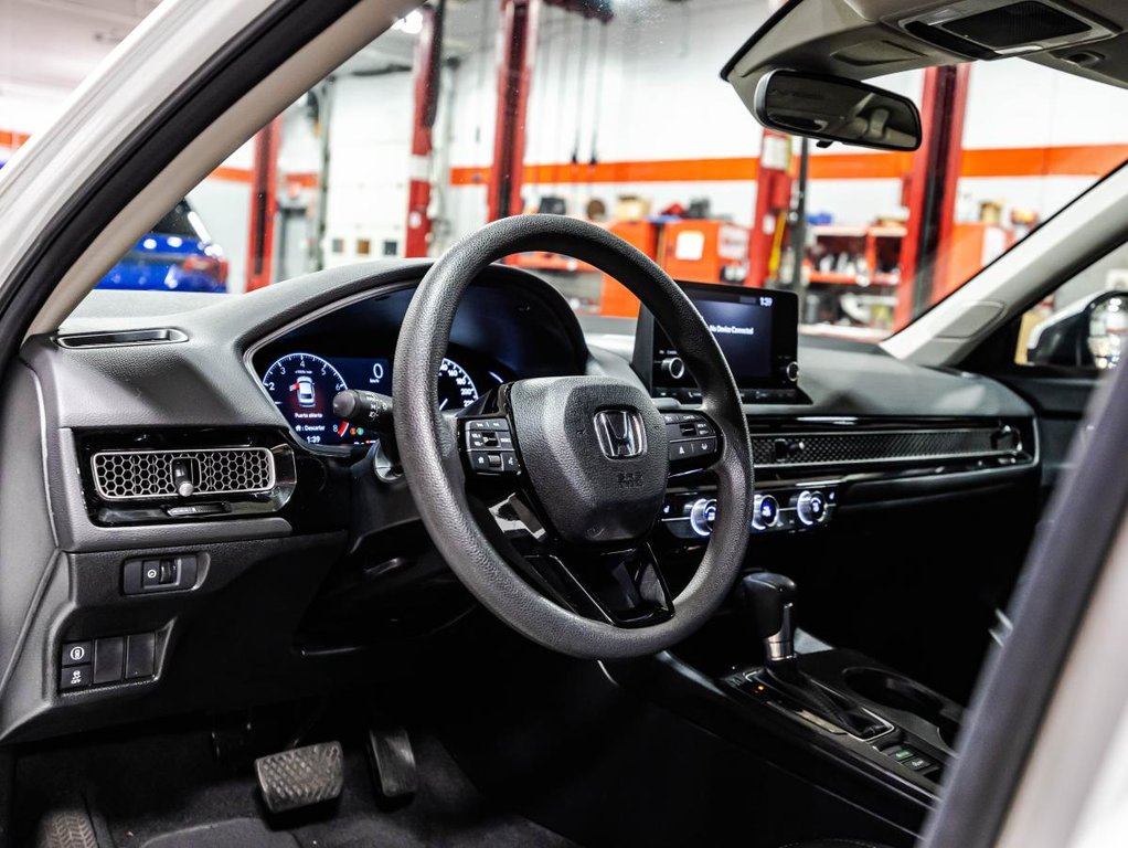 Honda Civic LX 1 PROPRIO I JAMAIS ACCIDENTÉ I CARPLAY I DEMARREUR I SIEGES CHAUFFANTS I CAMERA I SECURITE ACTIVE 2024 à , Québec - 19 - w1024h768px