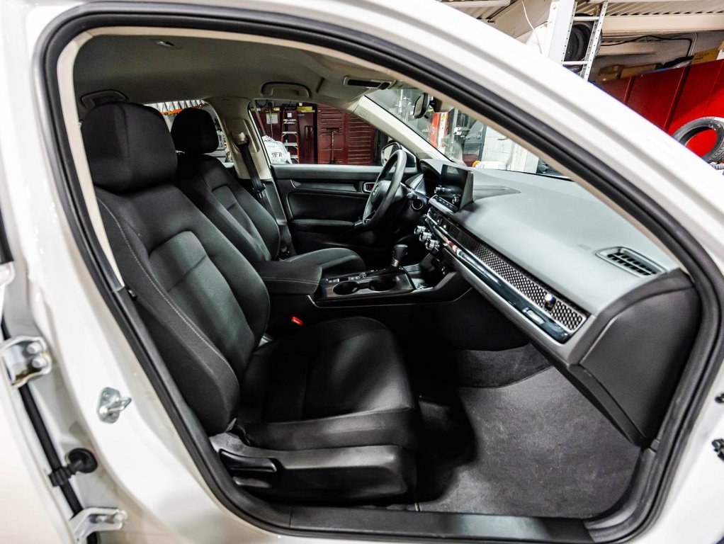 Honda Civic LX 1 PROPRIO I JAMAIS ACCIDENTÉ I CARPLAY I DEMARREUR I SIEGES CHAUFFANTS I CAMERA I SECURITE ACTIVE 2024 à , Québec - 17 - w1024h768px