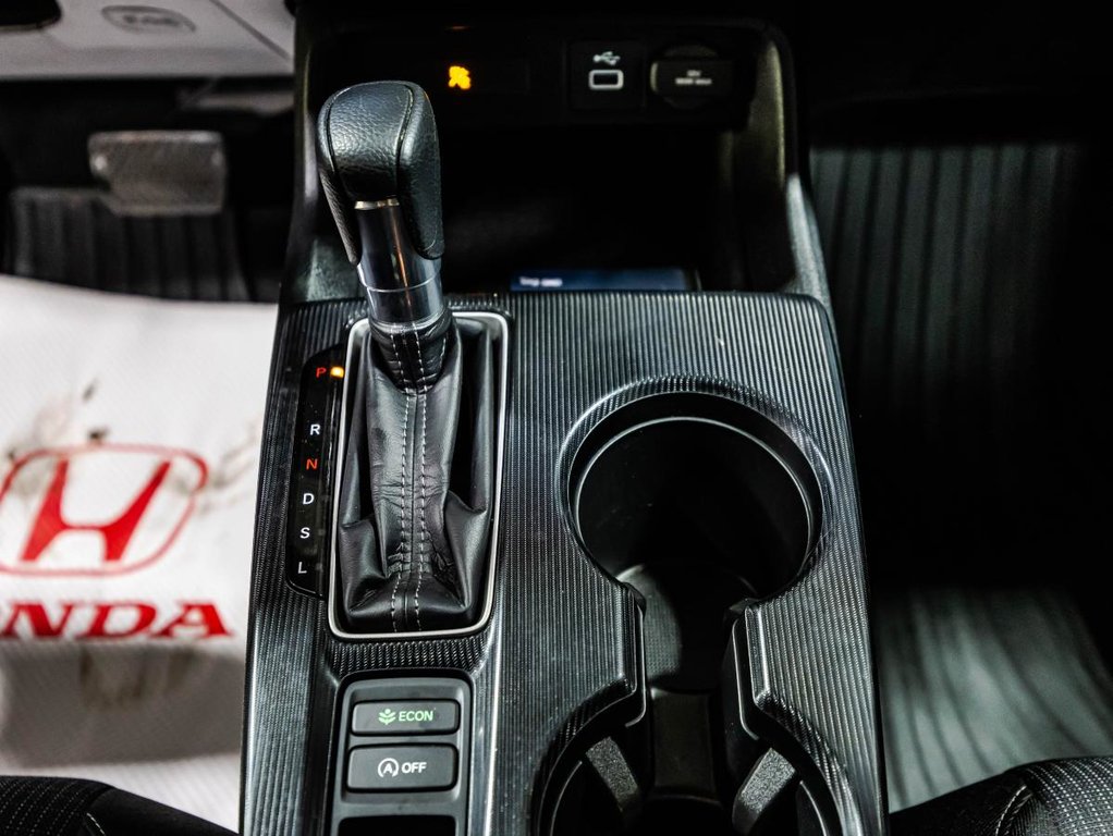 2024 Honda Civic LX-B 1 PROPRIO I JAMAIS ACCIDENTÉ I SIEGES CHAUFFANTS I CARPLAY I DEMARREUR I  SECURITE ACTIVE in Montréal, Quebec - 24 - w1024h768px