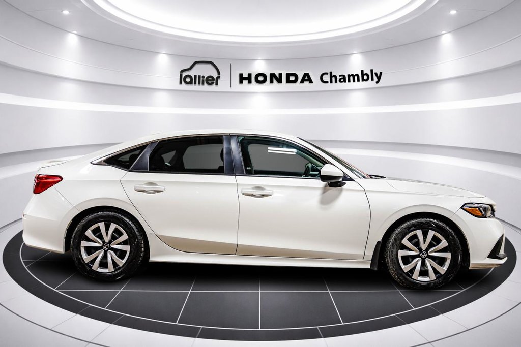 2024 Honda Civic LX-B 1 PROPRIO I JAMAIS ACCIDENTÉ I SIEGES CHAUFFANTS I CARPLAY I DEMARREUR I  SECURITE ACTIVE in Montréal, Quebec - 8 - w1024h768px