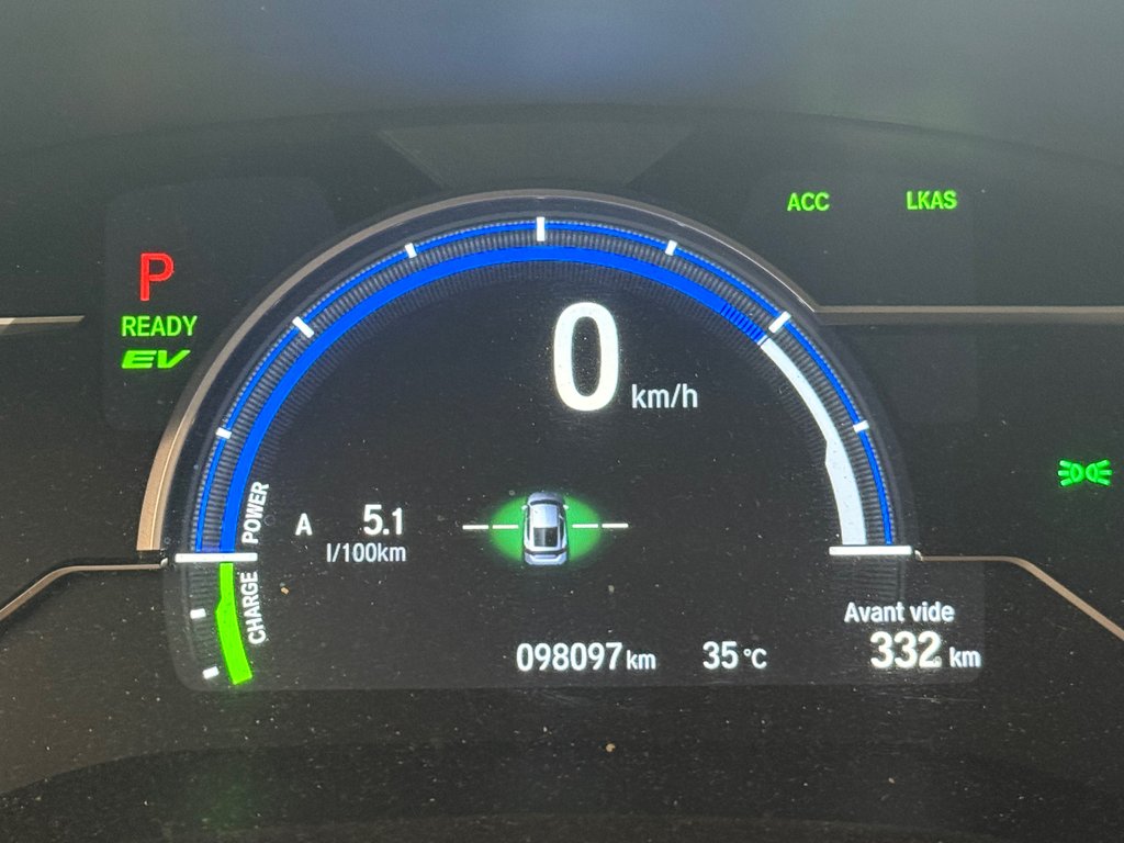 Honda Clarity Plug-In Hybrid  2018 à Montréal, Québec - 2 - w1024h768px